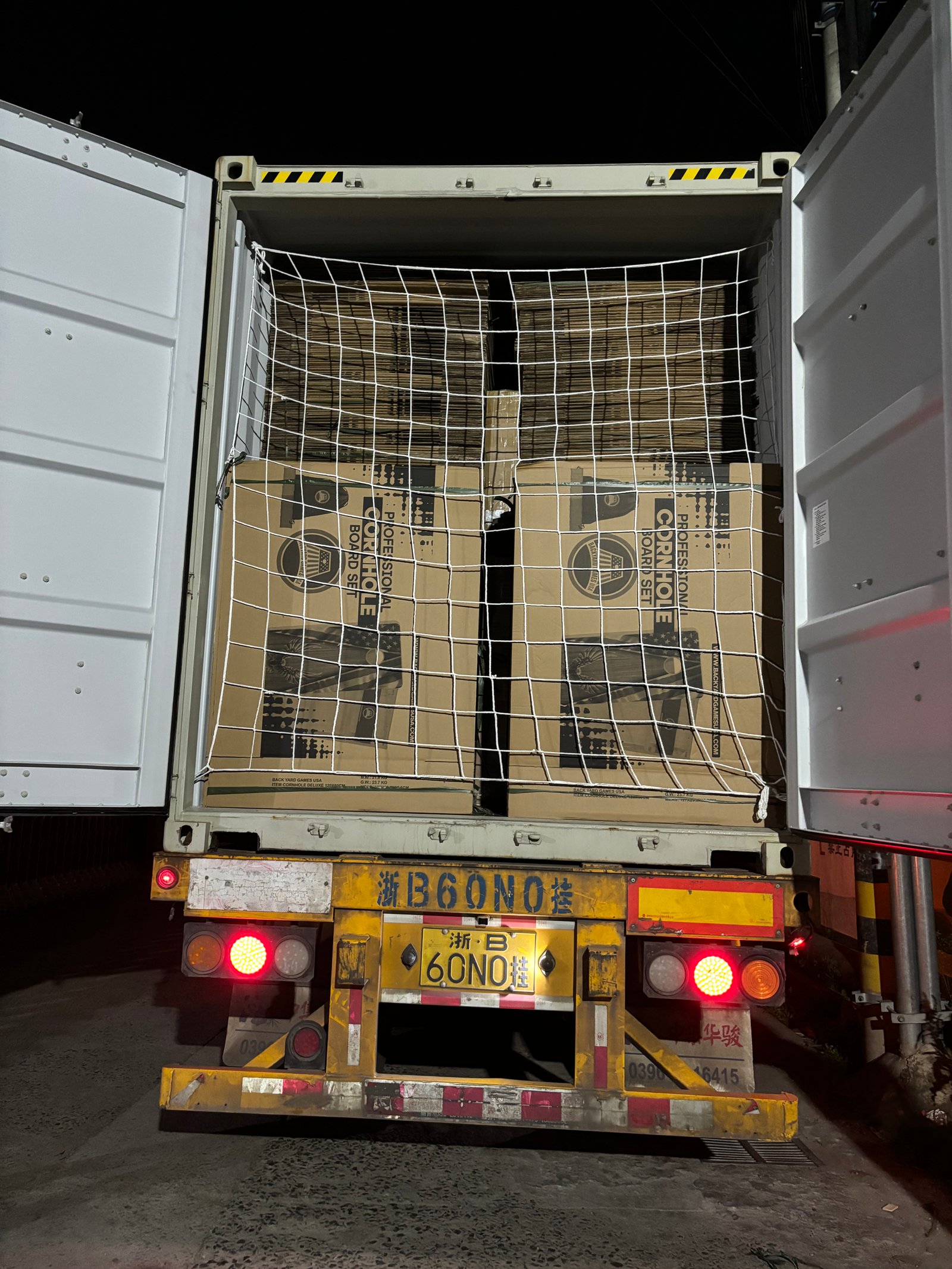 Supplied container loading photograph