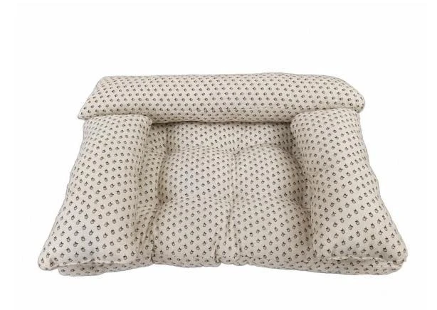EXIFP017 · Thick plush cushion